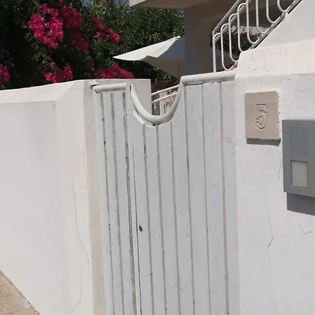 Cati - Con Giardino E Posto Auto A - Lecce - Salento